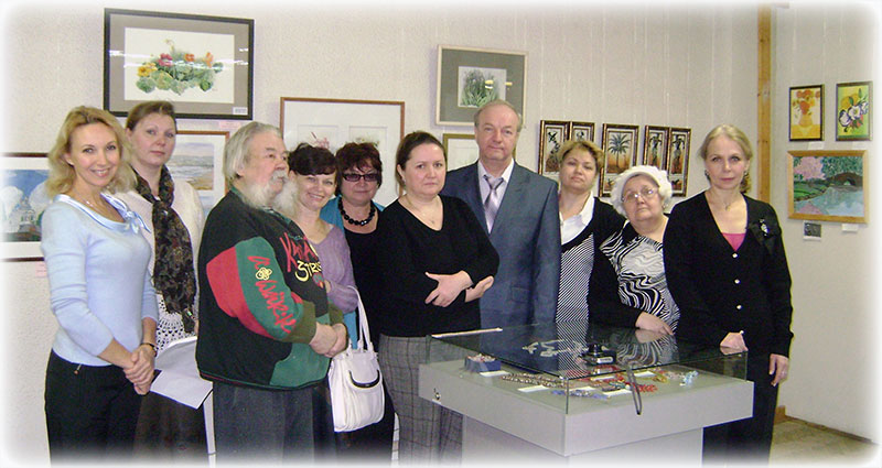 Организаторы и члены жюри выставки в Подольске. medvedev-i-jury